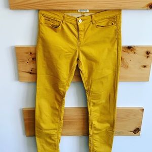 Jeans jaune moutarde 🐥